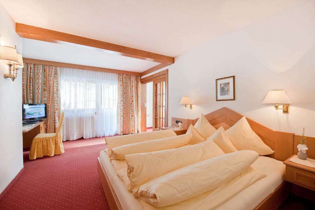 Hotel Jagdhof Bed & Breakfast Obergurgl Δωμάτιο φωτογραφία
