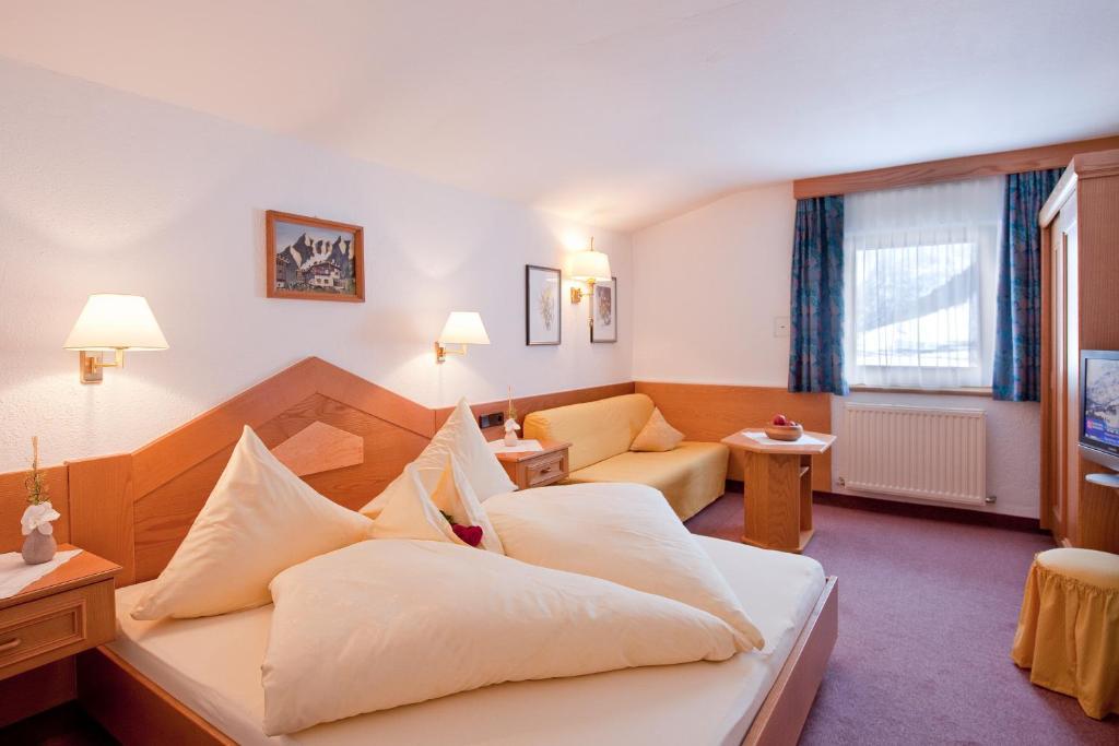 Hotel Jagdhof Bed & Breakfast Obergurgl Δωμάτιο φωτογραφία