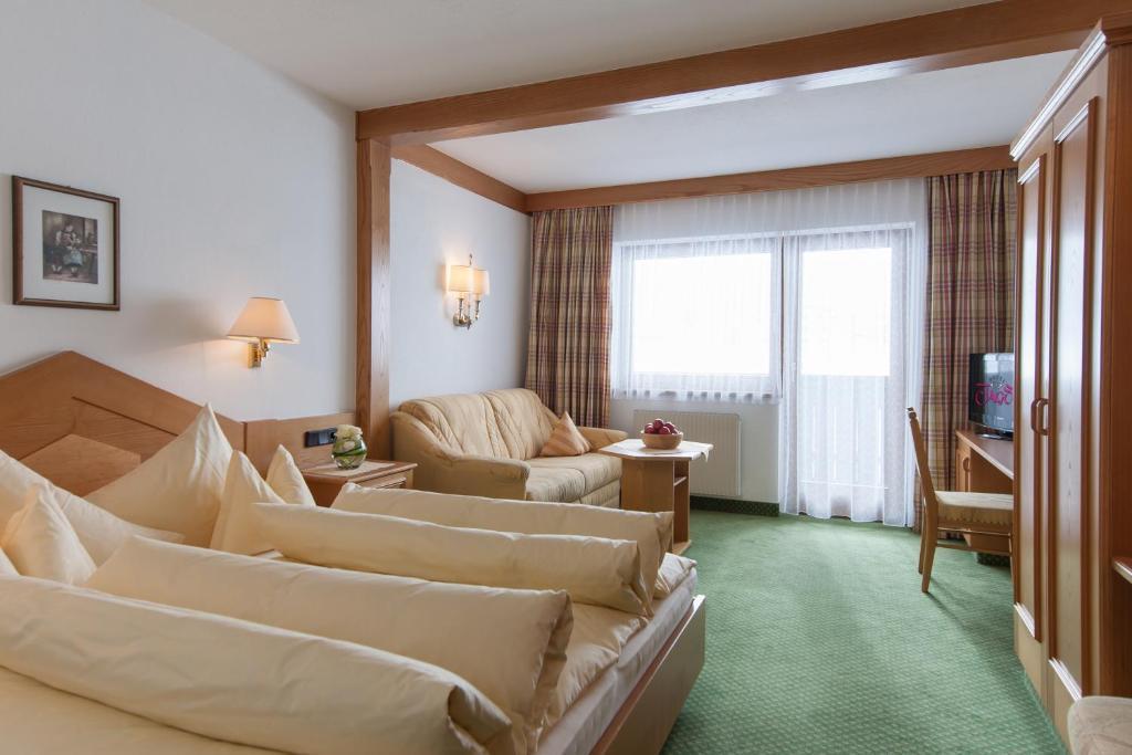 Hotel Jagdhof Bed & Breakfast Obergurgl Δωμάτιο φωτογραφία