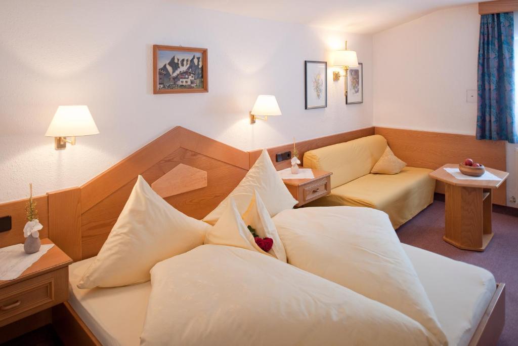 Hotel Jagdhof Bed & Breakfast Obergurgl Δωμάτιο φωτογραφία